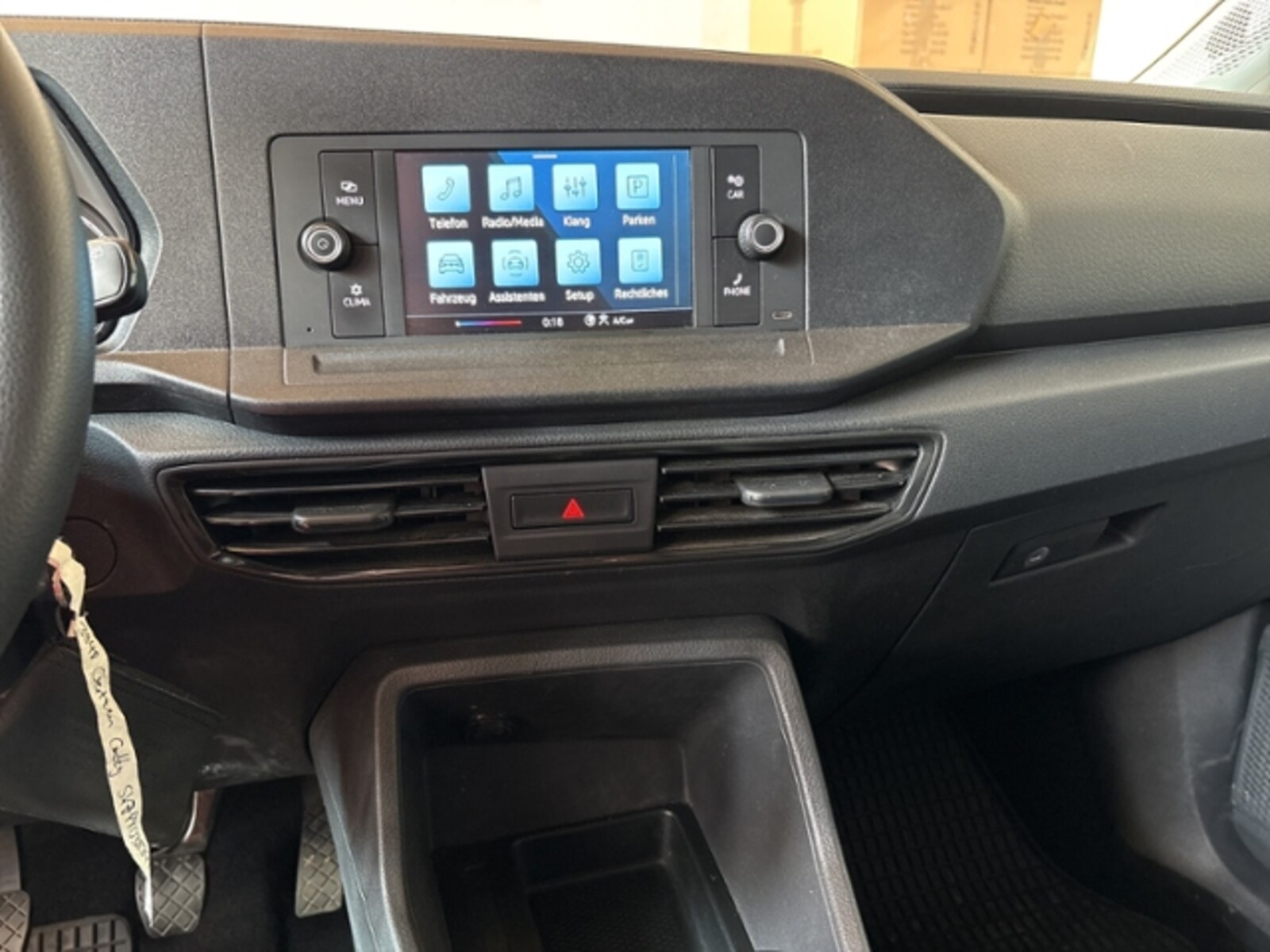 Volkswagen Caddy Maxi Cargo – Bild 9