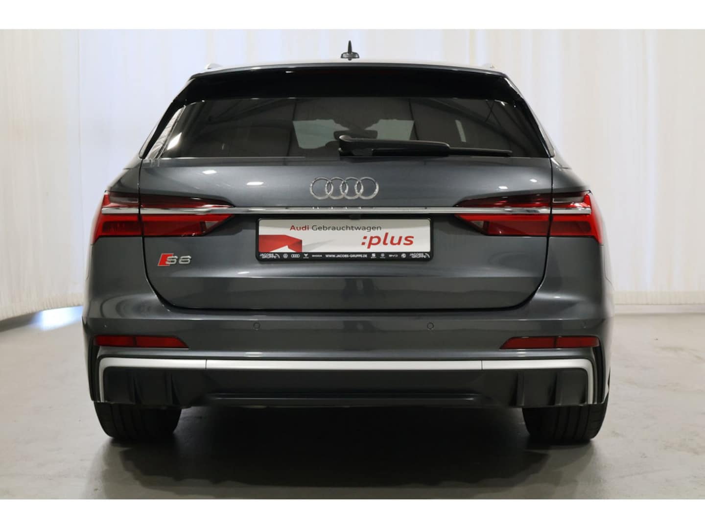 Bild über Audi S6 Avant TDI quattro tiptronic - für weitere Informationen kontaktieren Sie den Audi Partner
