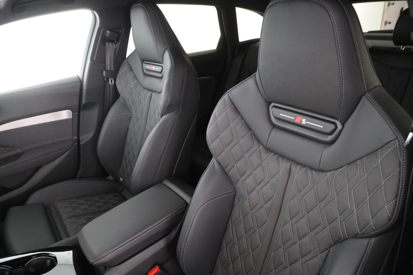 Bild über Audi A5 Avant TFSI S tronic - für weitere Informationen kontaktieren Sie den Audi Partner