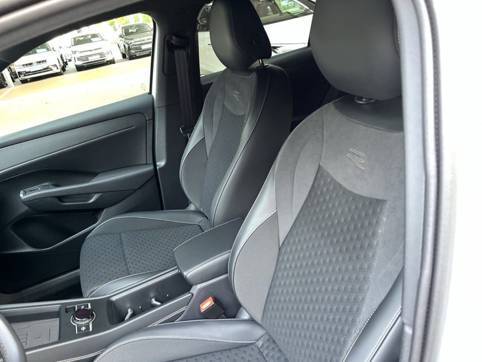 Volkswagen T-Roc – Bild 22
