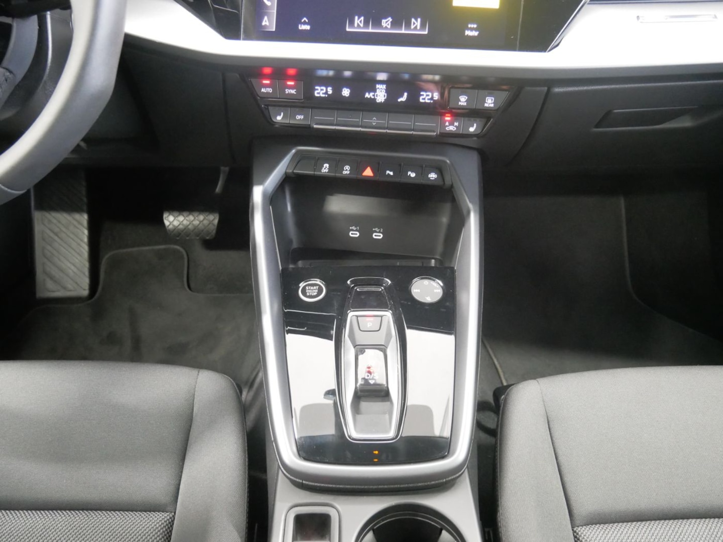 Bild über Audi A3 allstreet 35 TFSI S tronic - für weitere Informationen kontaktieren Sie den Audi Partner