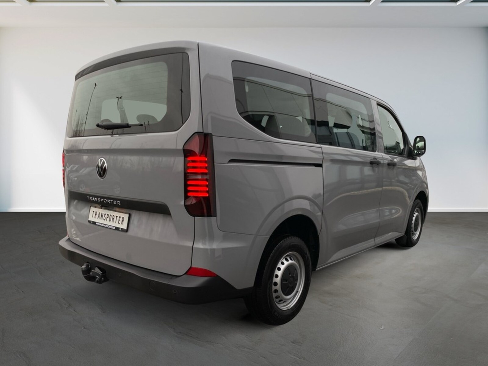 Volkswagen Transporter Kombi kurzer Radstand – Bild 15