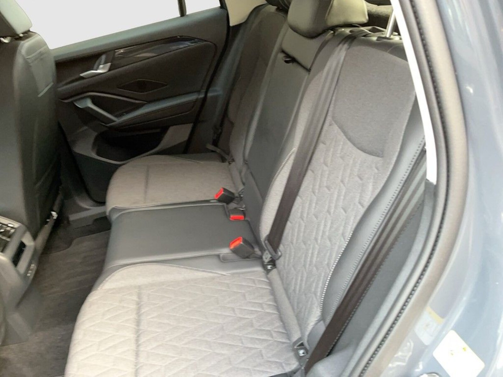 Volkswagen Tiguan – Bild 11
