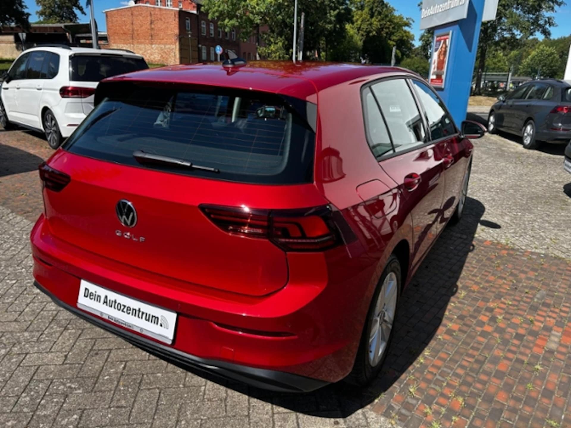 Volkswagen Golf Life