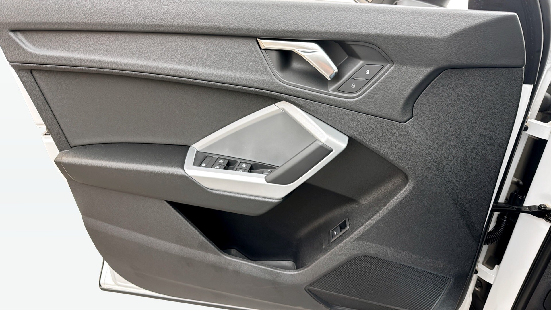Bild som visar Audi Q3 Q3 35 TFSI Proline advanced 150 hk S tronic - för mer information kontakta din Audi Partner