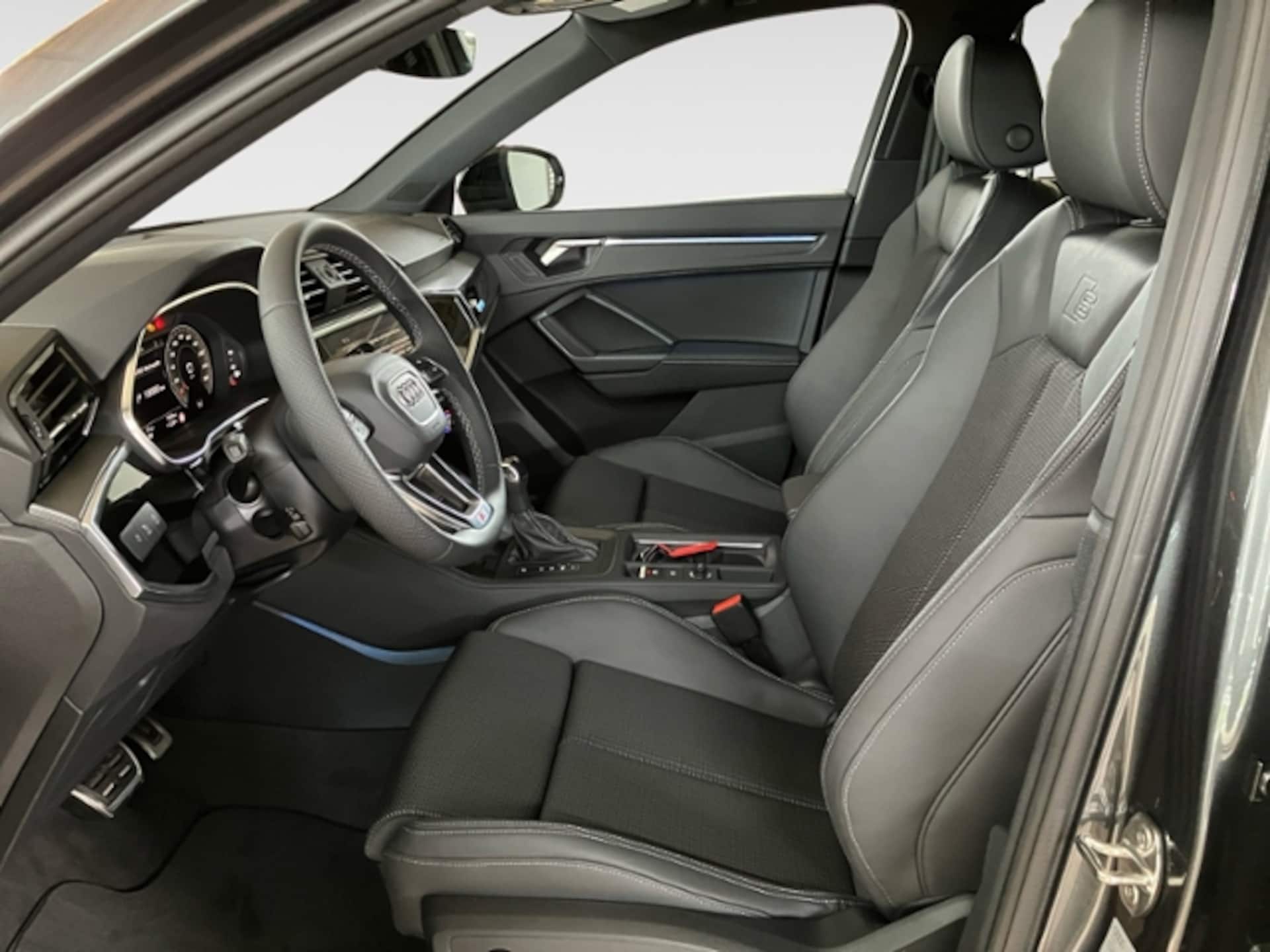 Audi Q3 SUV S line