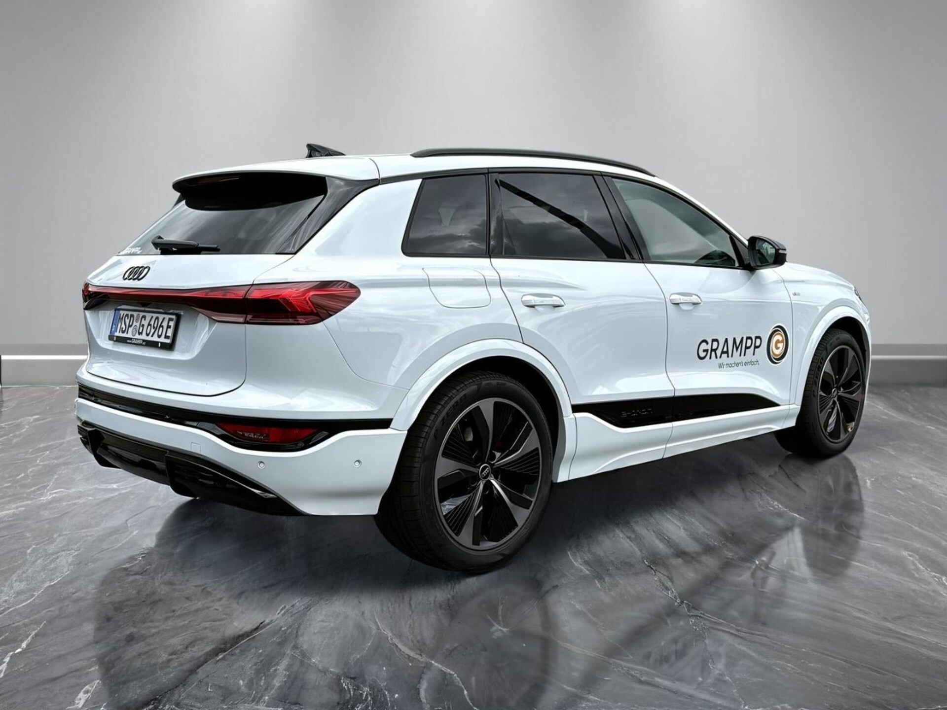 Audi Q6 SUV e-tron
