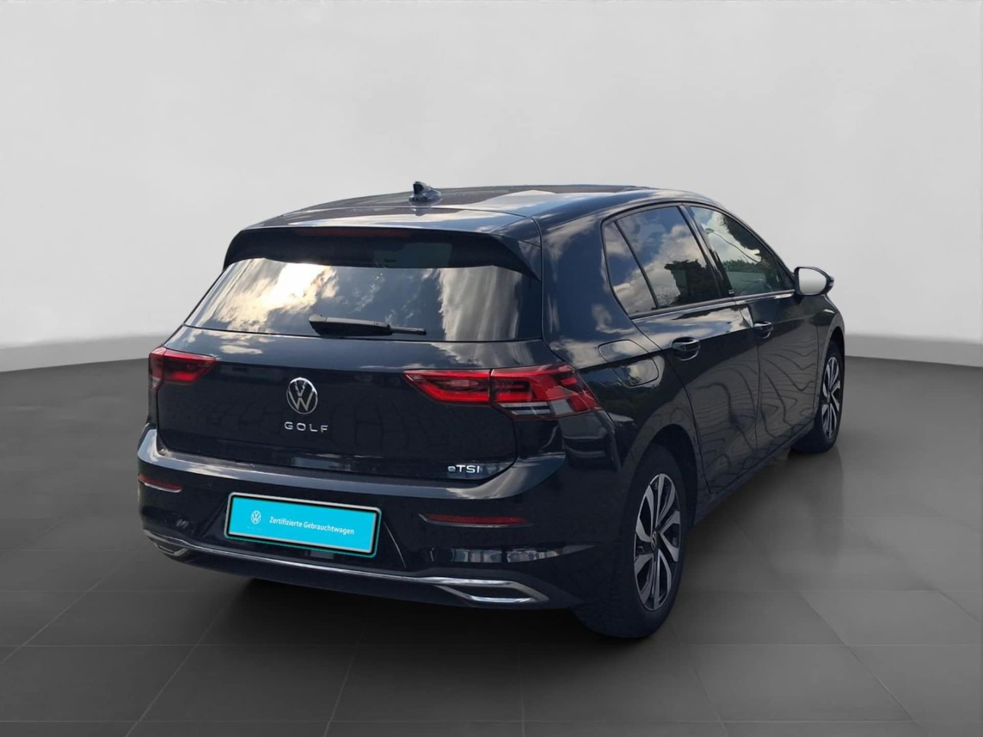 Volkswagen Golf Active