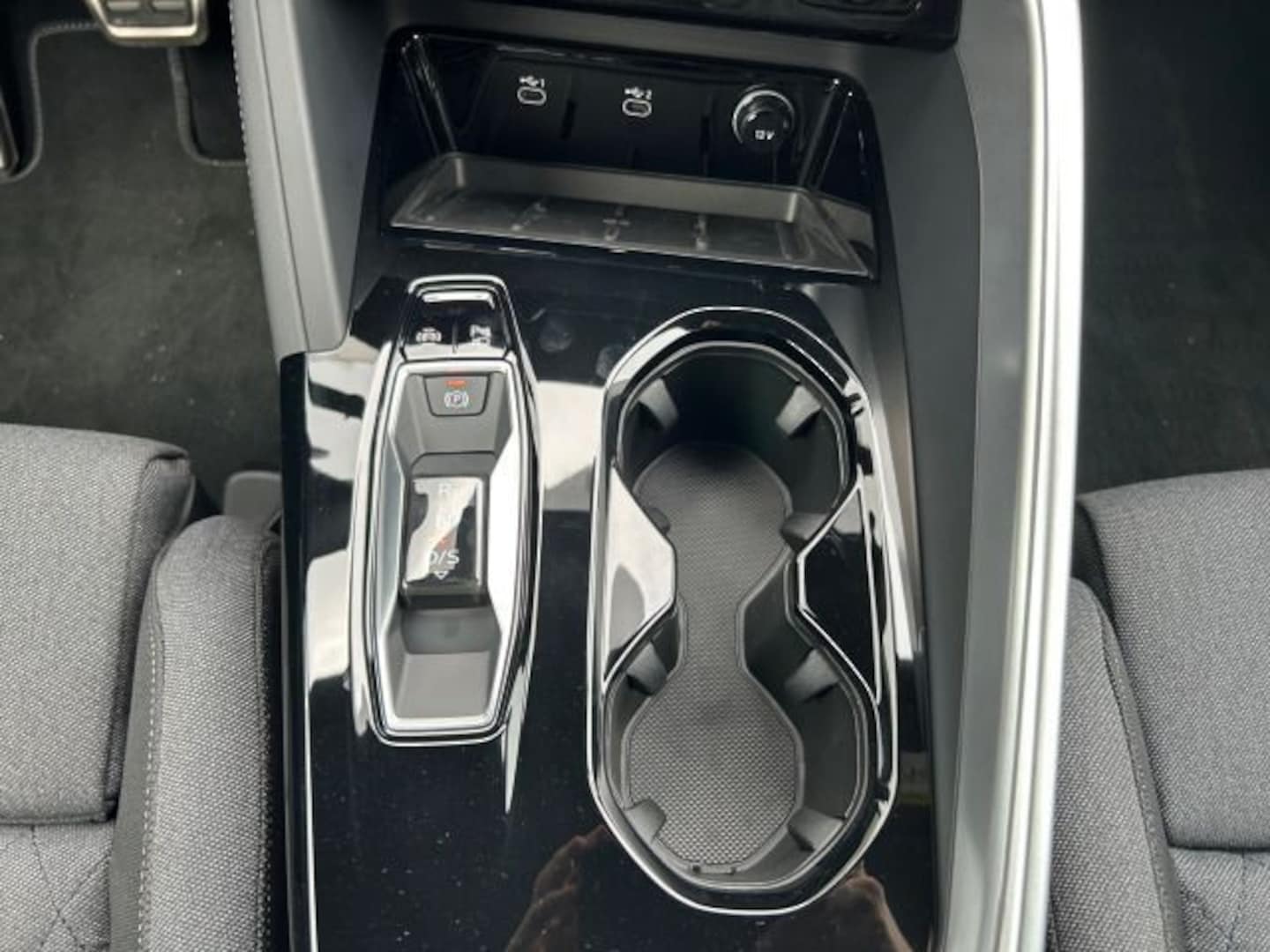 Bild über Audi Q5 SUV TFSI 150 kW S tronic - für weitere Informationen kontaktieren Sie den Audi Partner