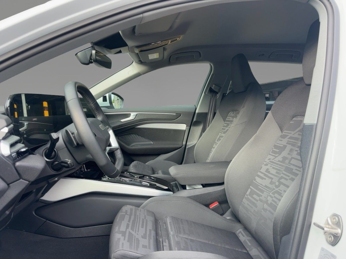 Bild über Audi A6 Avant TFSI 150 kW S tronic - für weitere Informationen kontaktieren Sie den Audi Partner