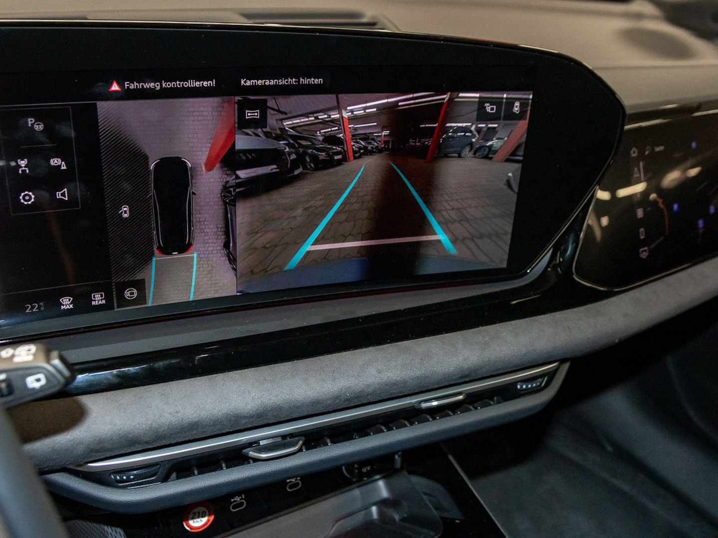 Bild über Audi A5 Avant e-hybrid e-hybrid quattro 270 kW S tronic - für weitere Informationen kontaktieren Sie den Audi Partner