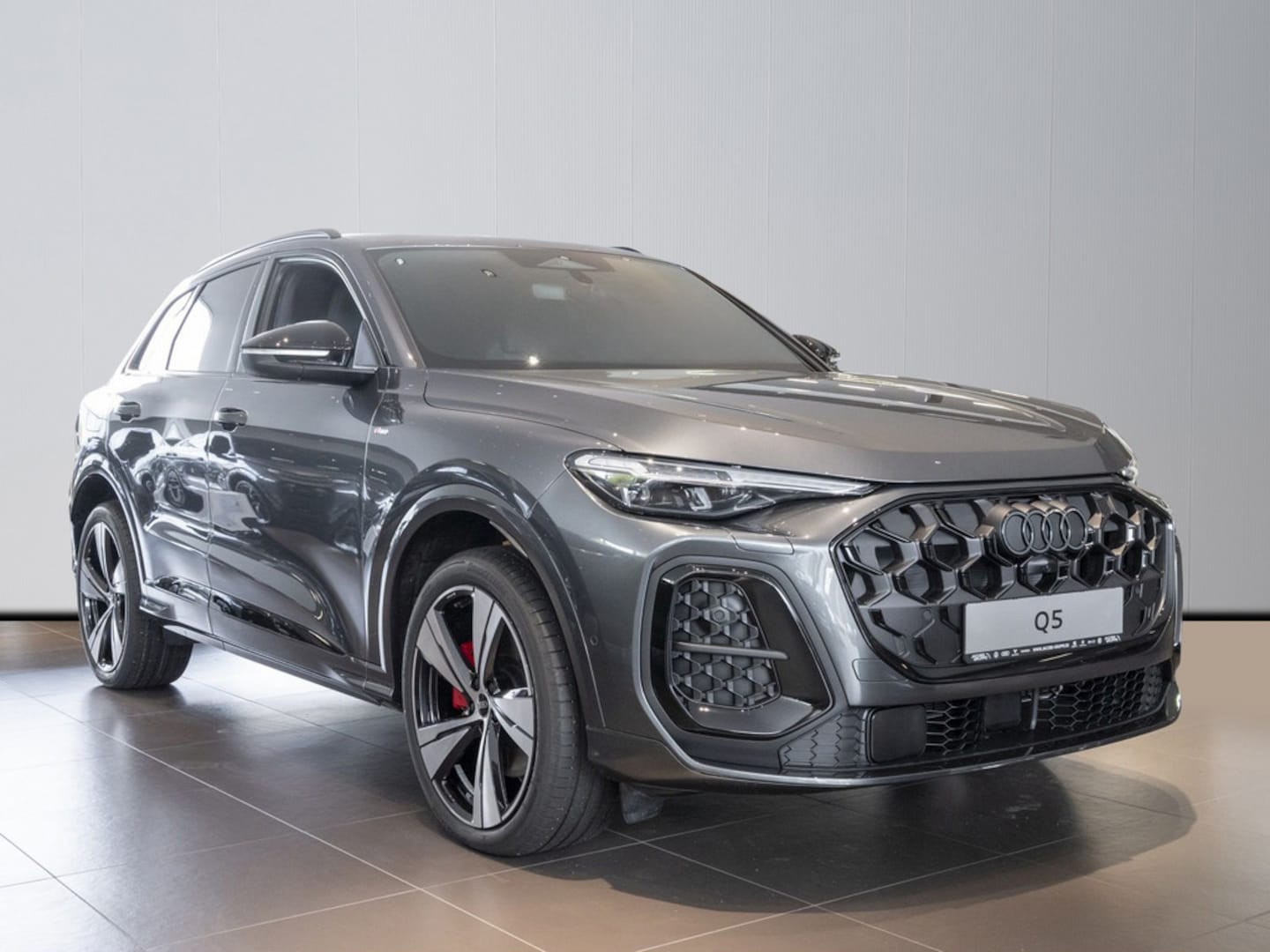 Bild über Audi Q5 SUV TDI quattro 220 kW S tronic - für weitere Informationen kontaktieren Sie den Audi Partner