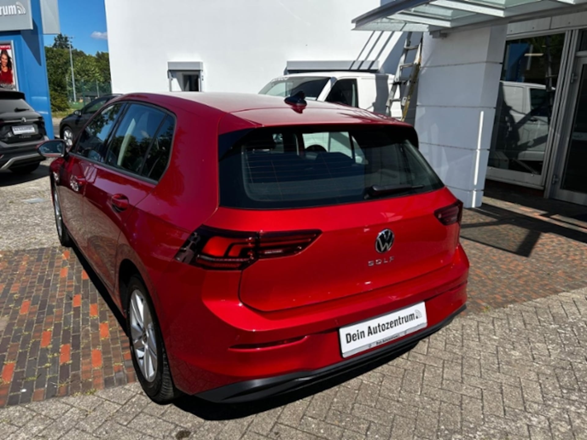 Volkswagen Golf Life