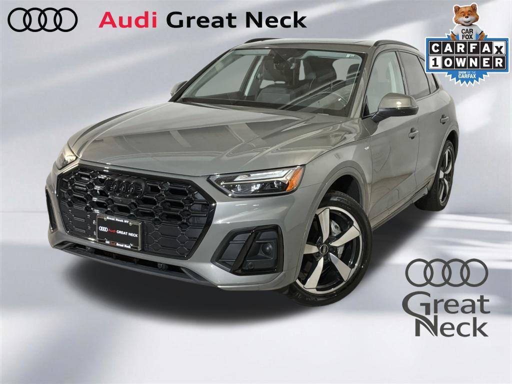 2023 Audi Q5 45 Premium Plus's photo
