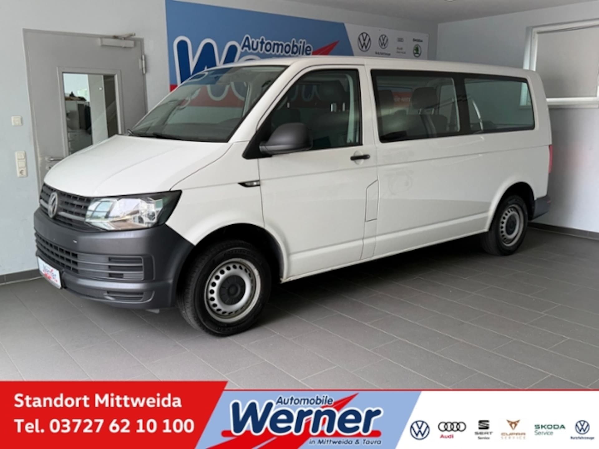 Volkswagen T6 Transporter Kombi langer Radstand