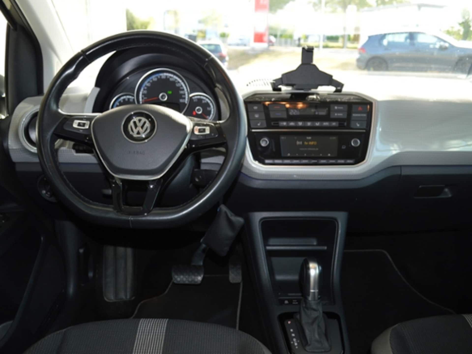 Volkswagen e-up!