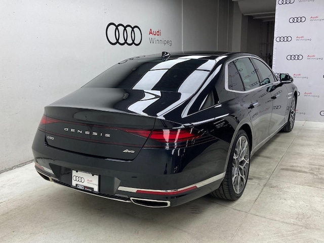 2025 Genesis G90