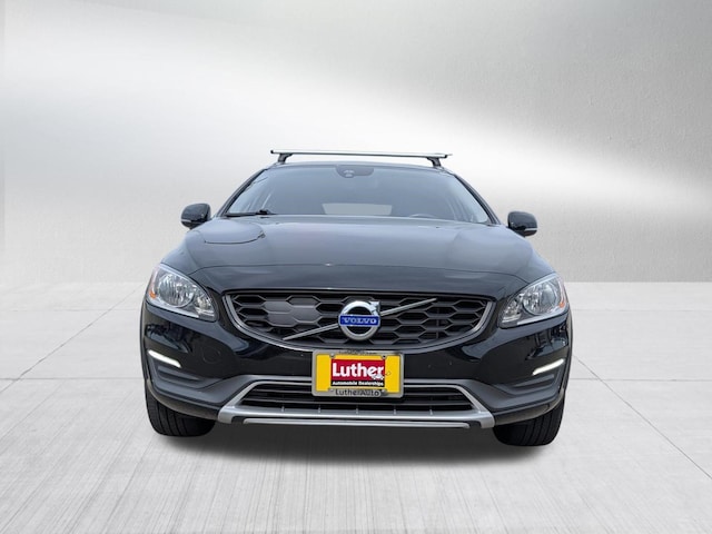 2016 Volvo V60 Cross Country