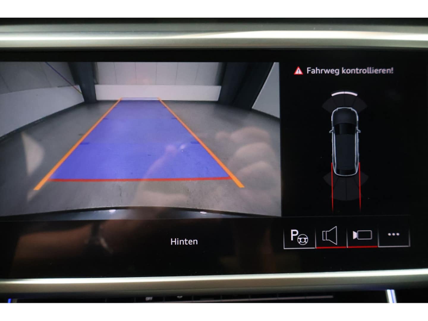 Bild über Audi S6 Avant TDI quattro tiptronic - für weitere Informationen kontaktieren Sie den Audi Partner