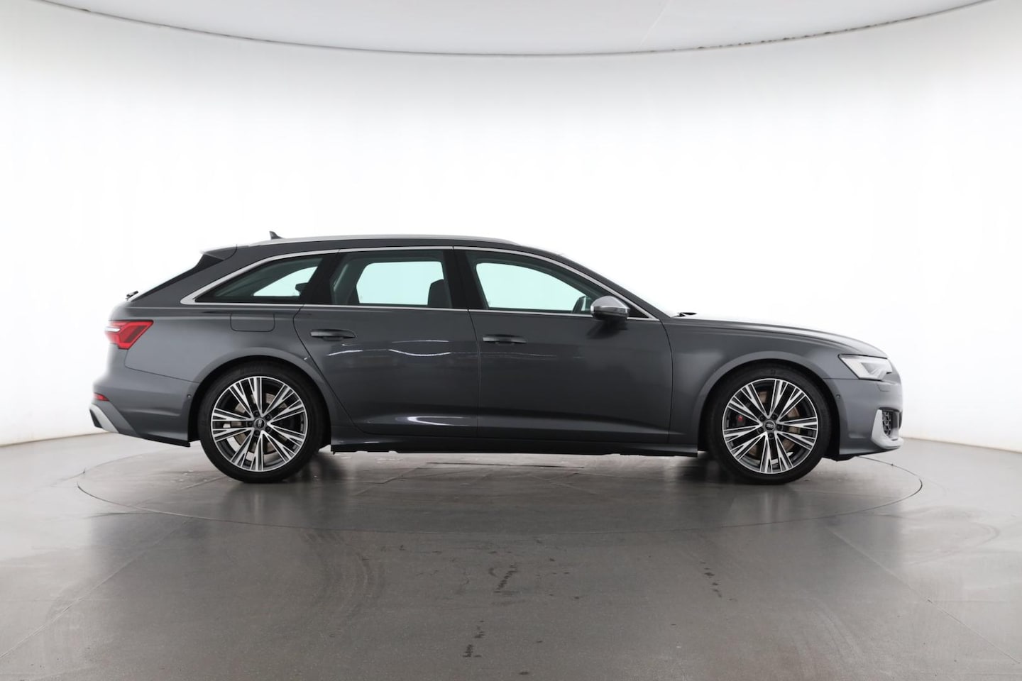 Bild über Audi S6 Avant TDI quattro tiptronic - für weitere Informationen kontaktieren Sie den Audi Partner