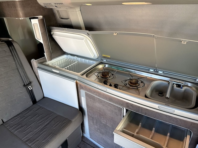 Volkswagen T6.1 California
