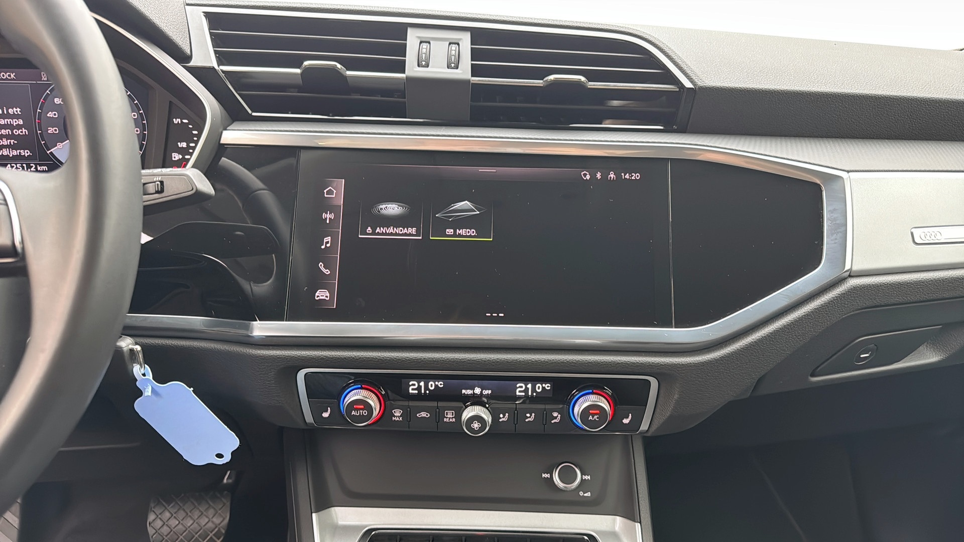 Bild som visar Audi Q3 Q3 35 TFSI Proline advanced 150 hk S tronic - för mer information kontakta din Audi Partner