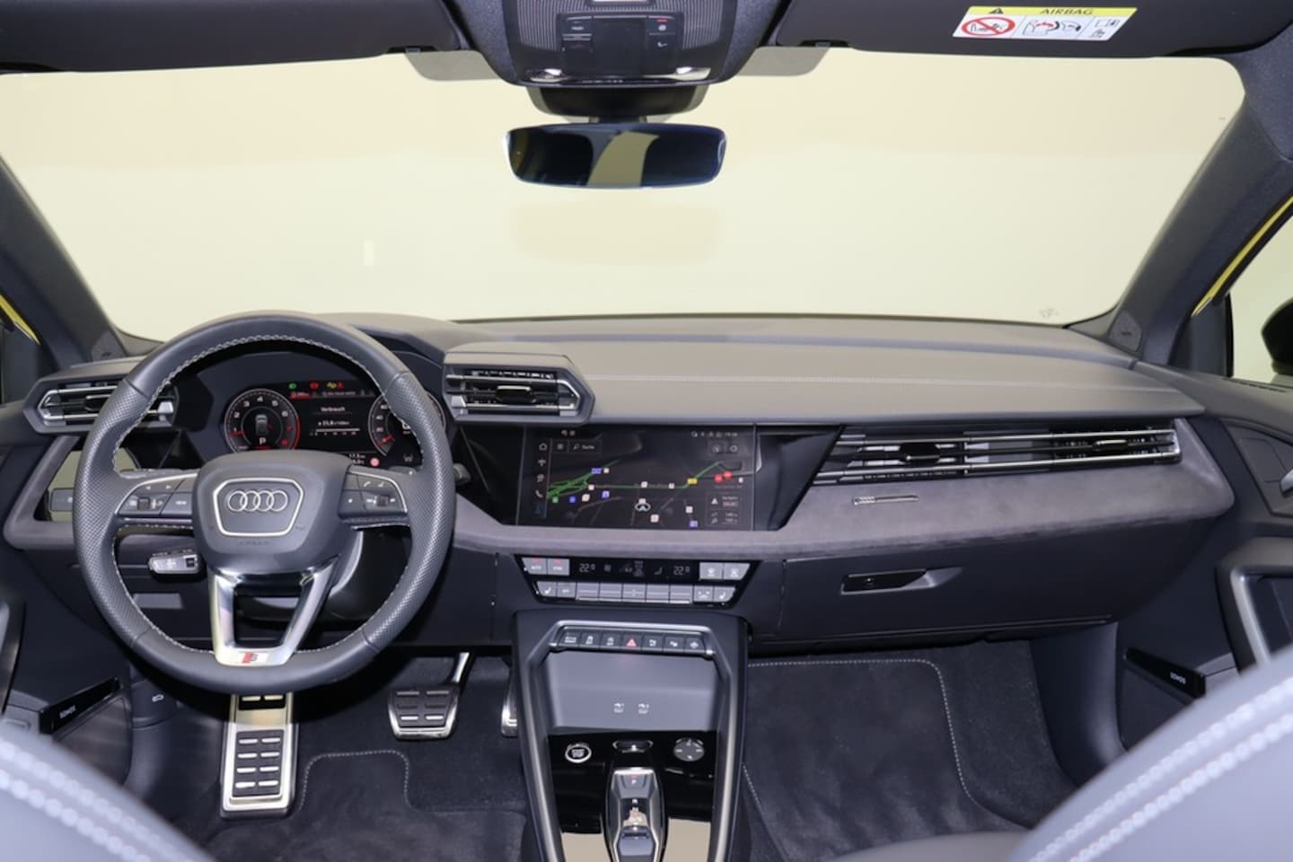 Bild über Audi A3 allstreet 35 TFSI S tronic - für weitere Informationen kontaktieren Sie den Audi Partner