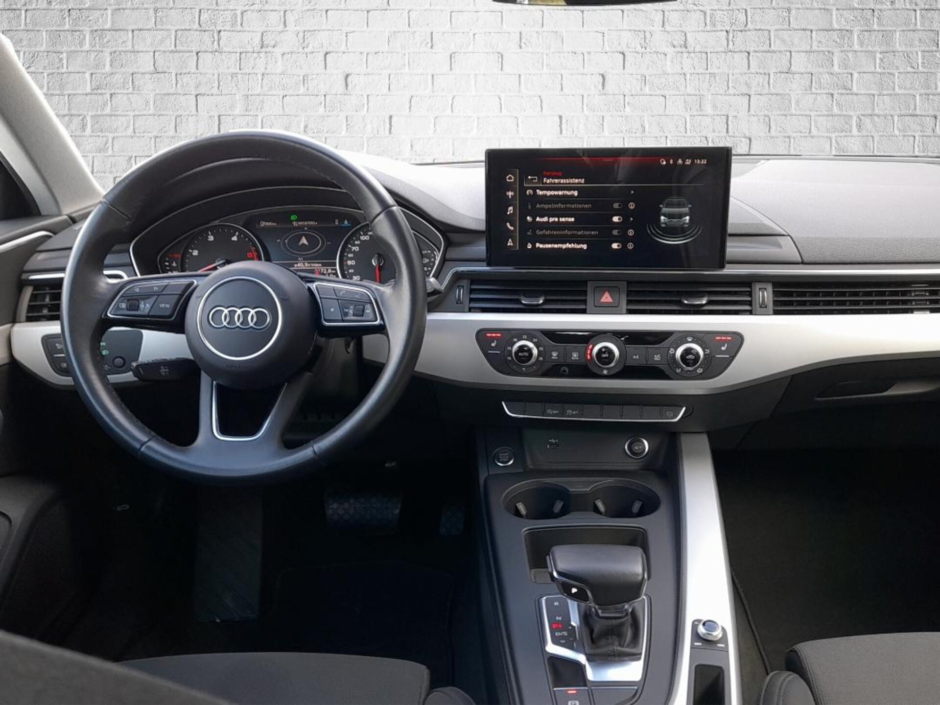 Audi A4 Limousine