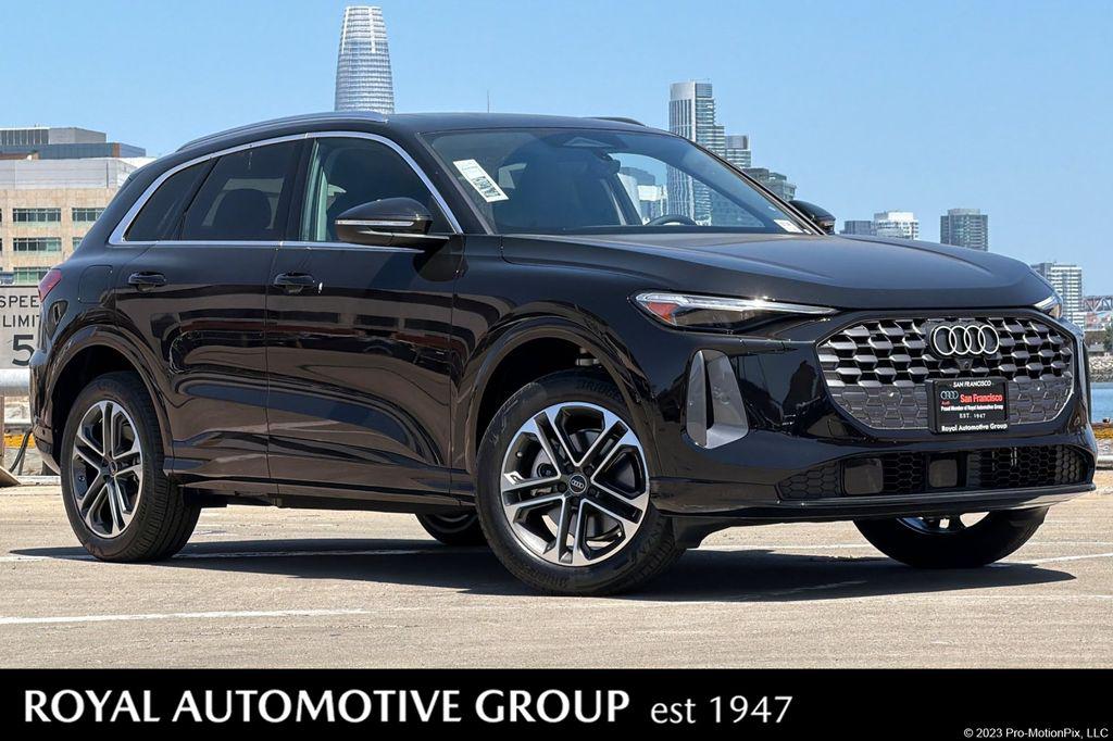 2026 Audi Q5 Premium Plus quattro's photo