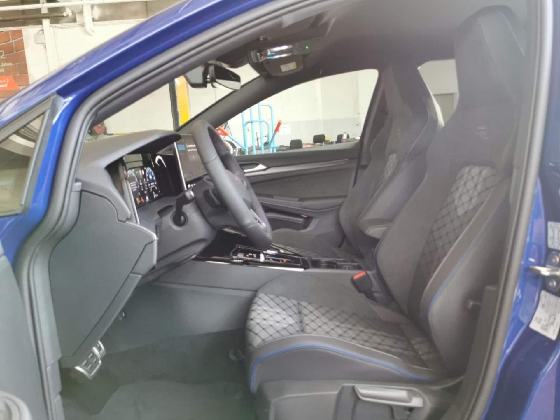 Volkswagen Golf Variant R-Line