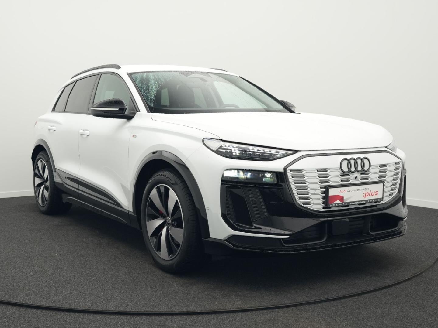 Bild über Audi Q6 SUV e-tron e-tron performance - für weitere Informationen kontaktieren Sie den Audi Partner