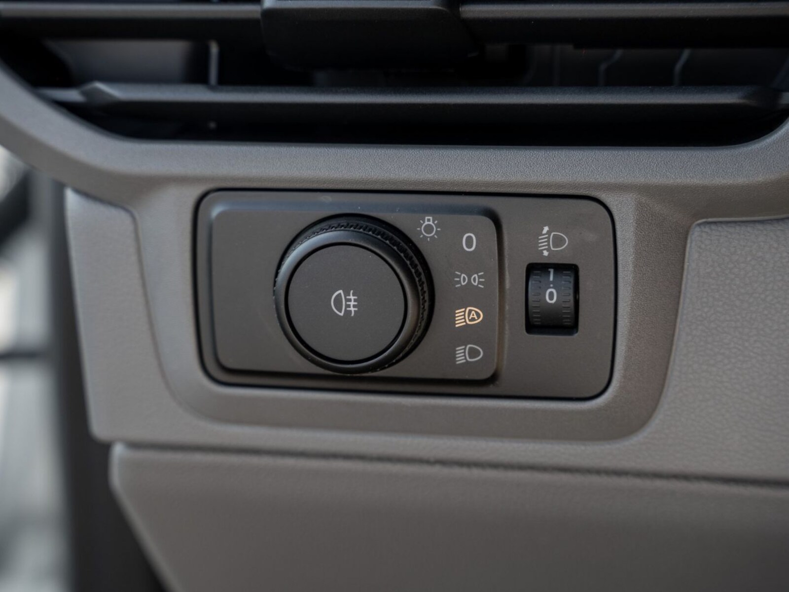 Volkswagen Transporter Kasten langer Radstand – Bild 20