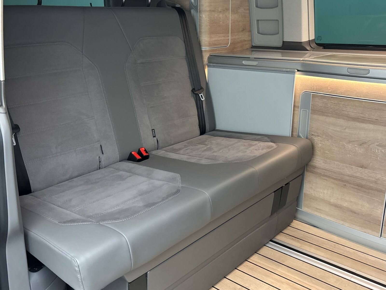Volkswagen T6.1 California – Bild 11