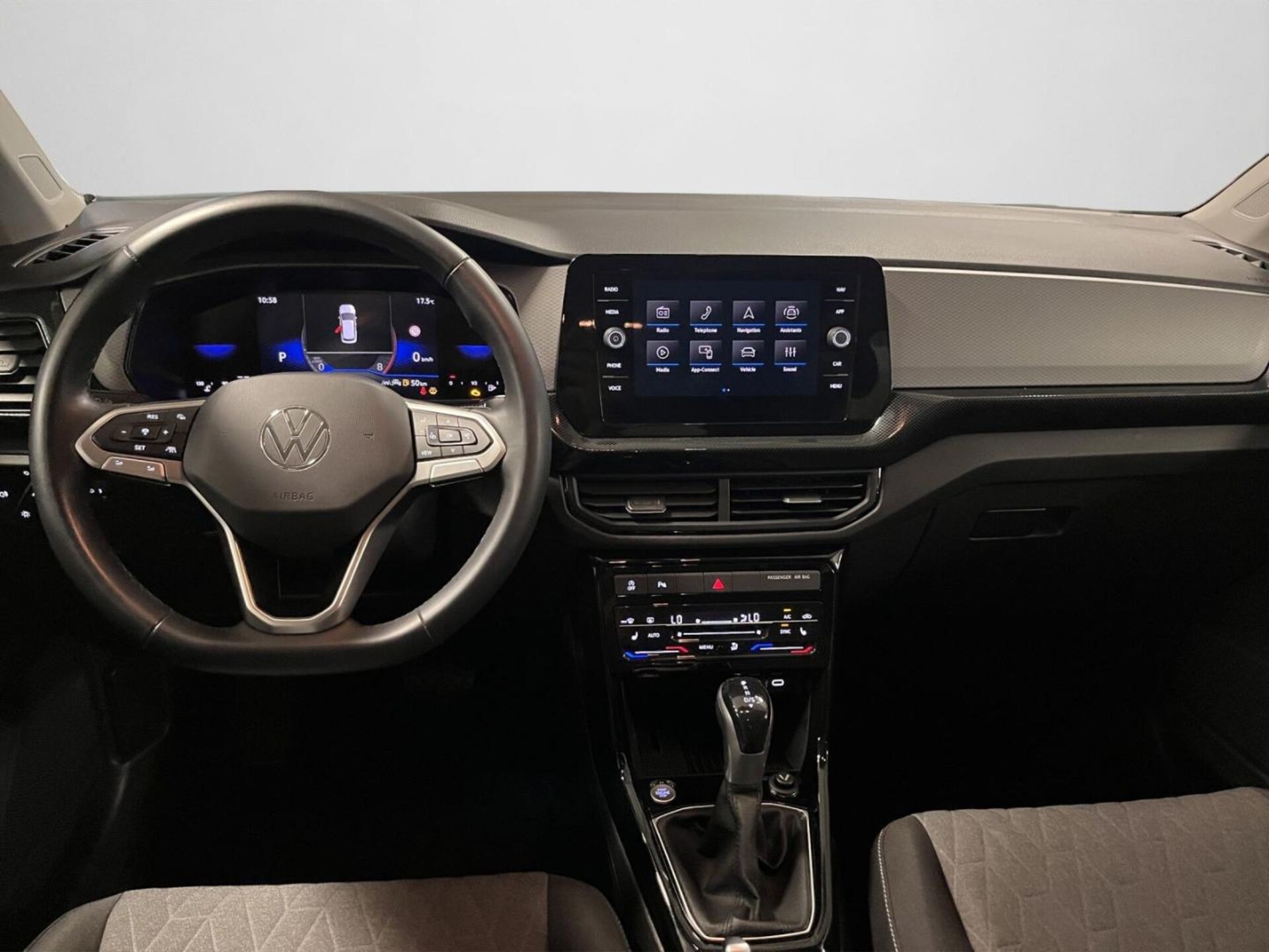 Volkswagen T-Cross Life