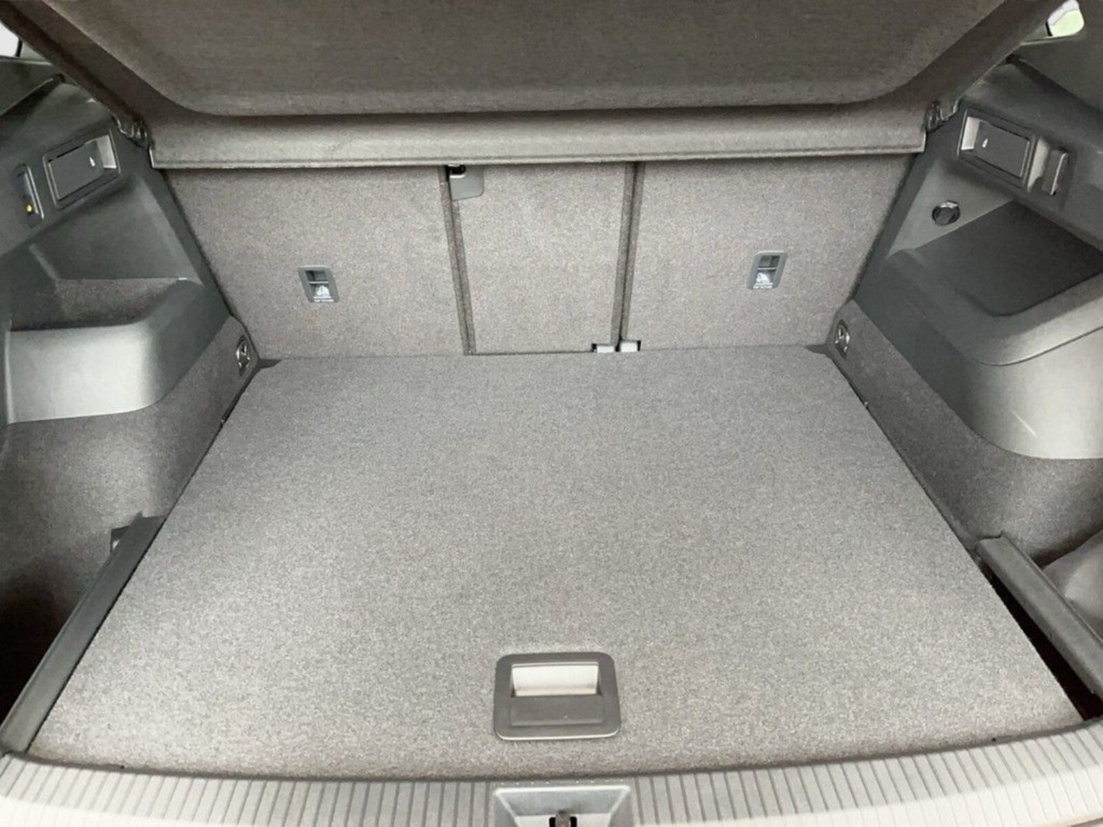 Volkswagen Tiguan – Bild 13