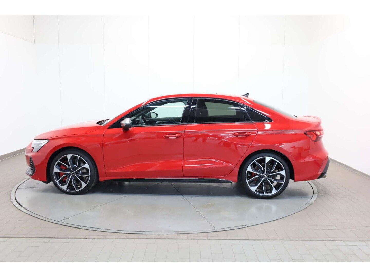 Image about Audi S3 Limousine TFSI quattro S tronic
