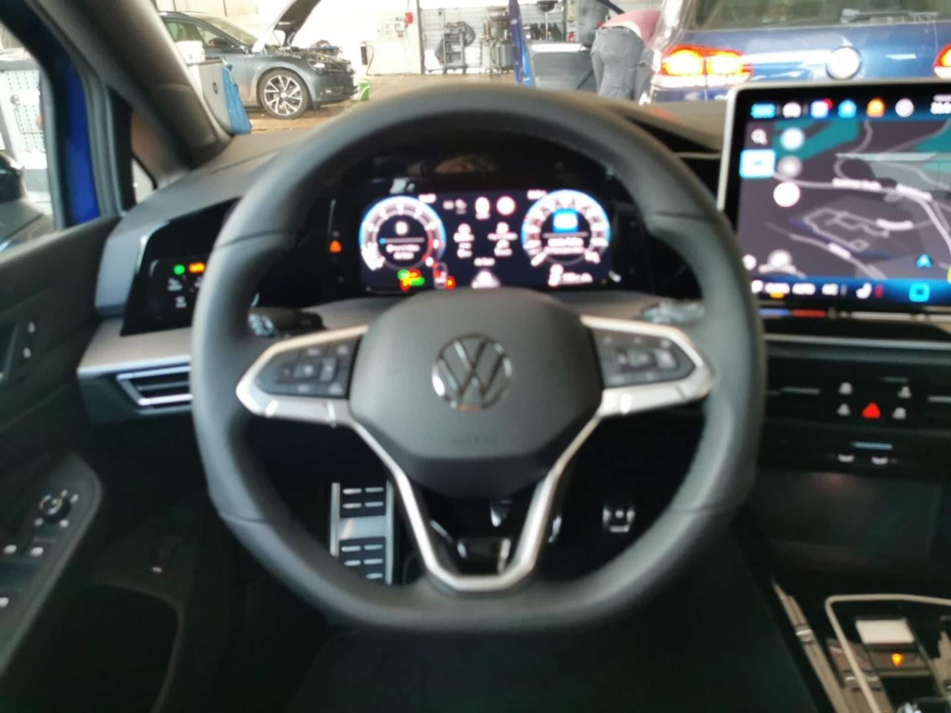 Volkswagen Golf Variant R-Line
