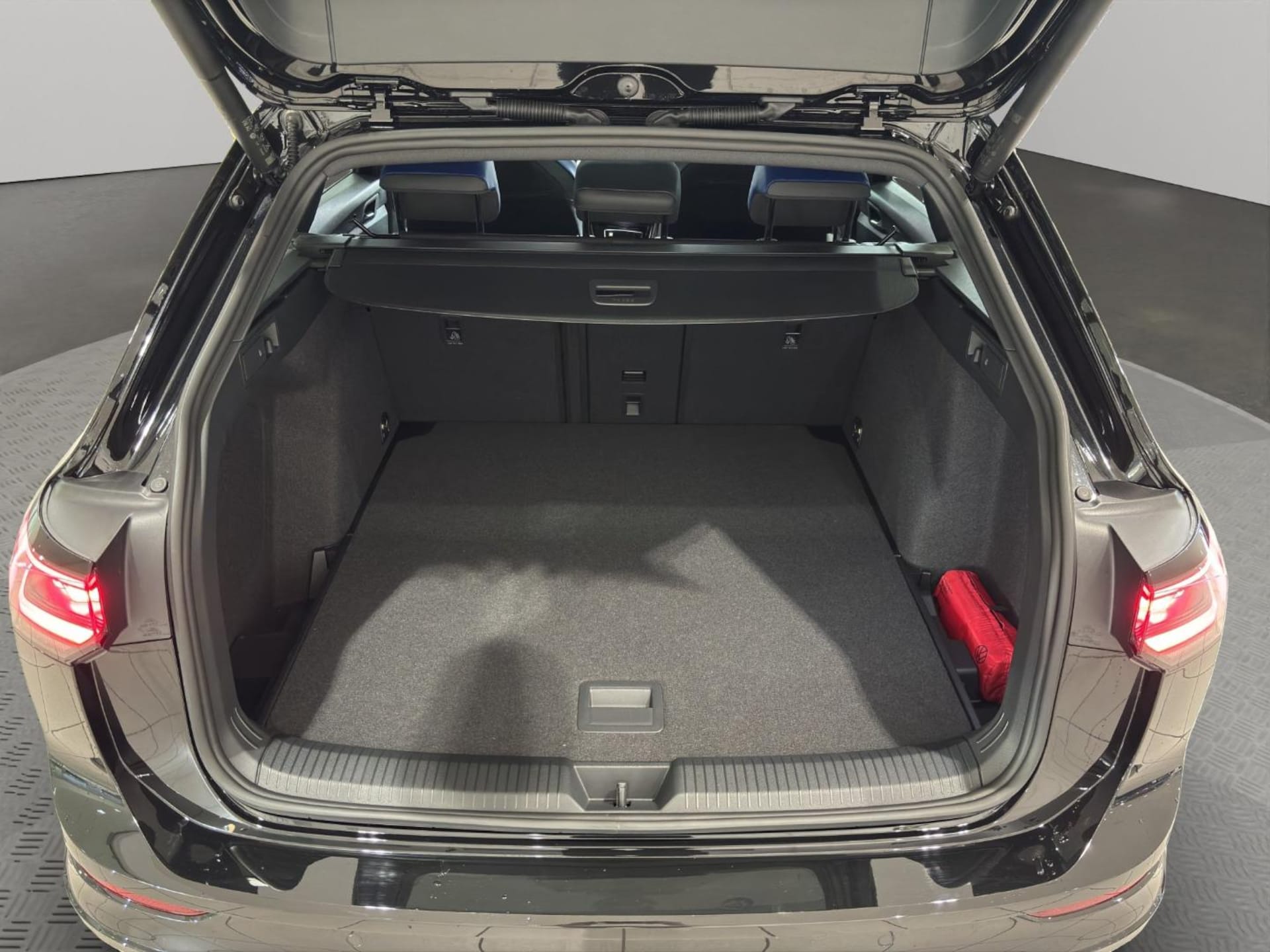 Volkswagen Golf Variant R