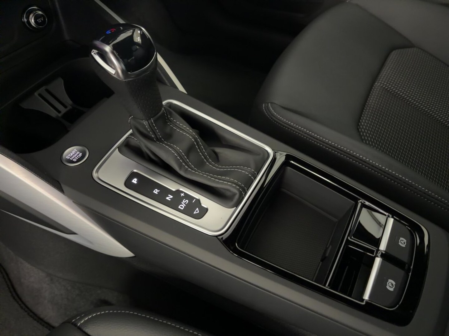 Bild über Audi Q2 advanced 35 TFSI S tronic - für weitere Informationen kontaktieren Sie den Audi Partner