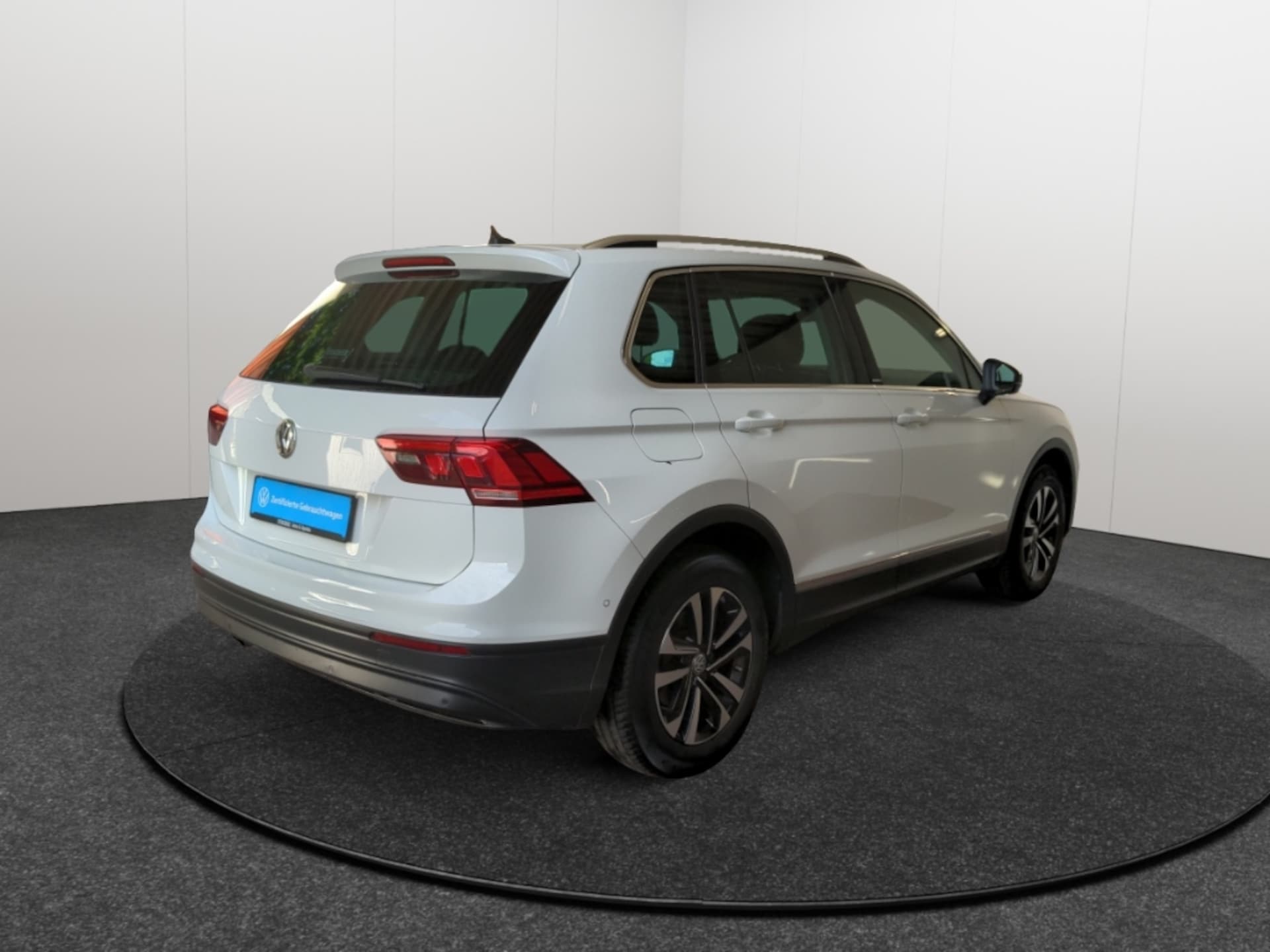Volkswagen Tiguan IQ.DRIVE