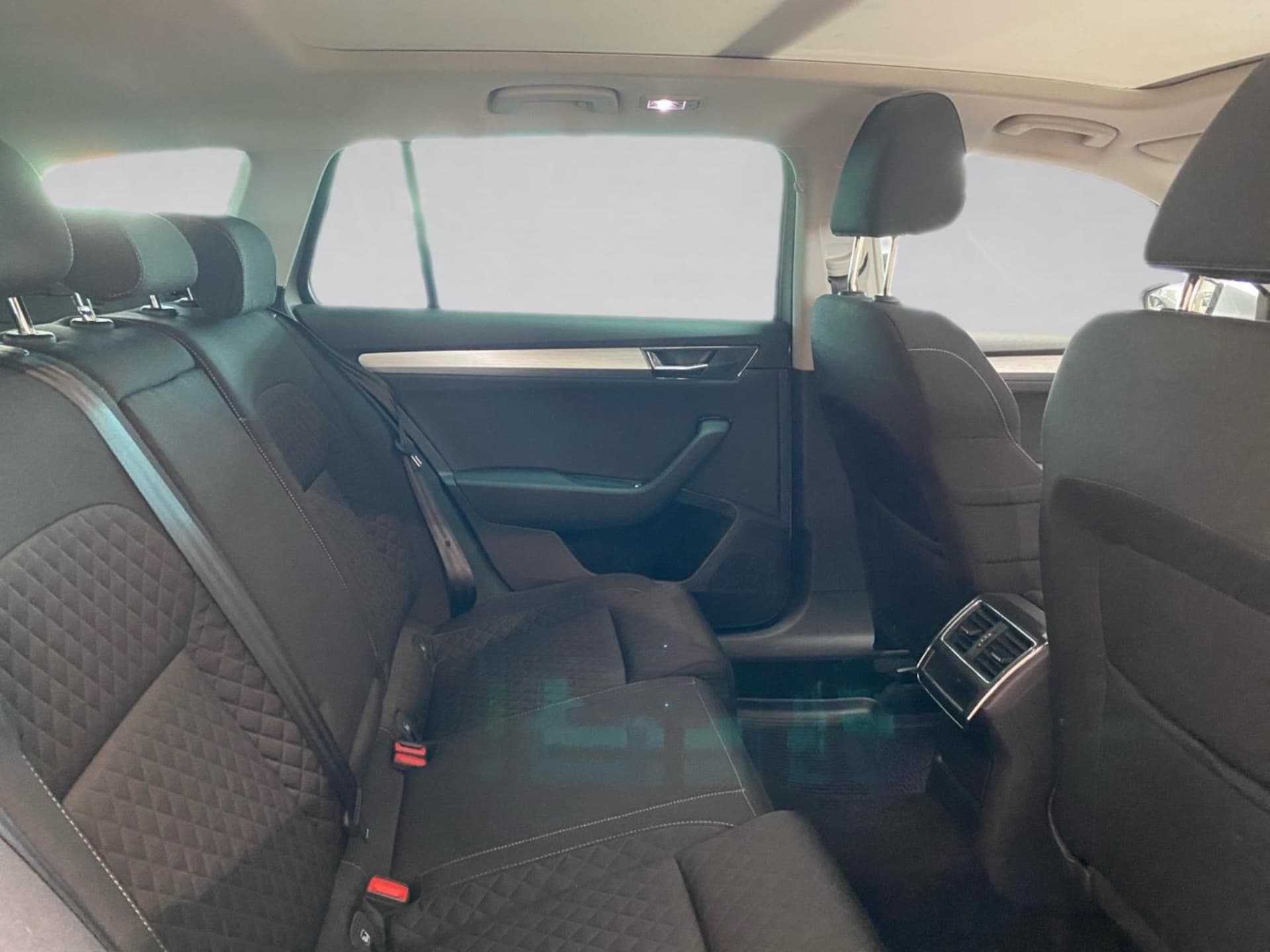 Skoda Superb Combi Ambition