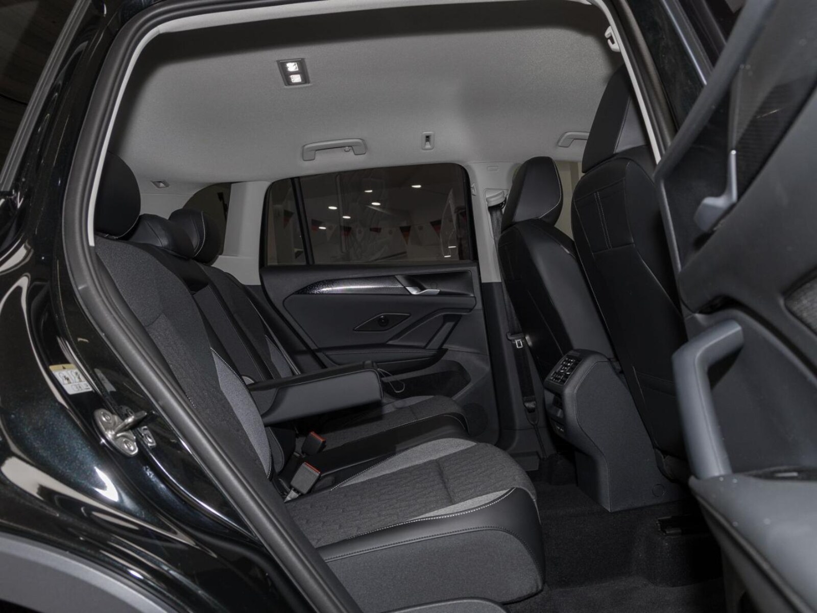 Volkswagen Tiguan – Bild 8