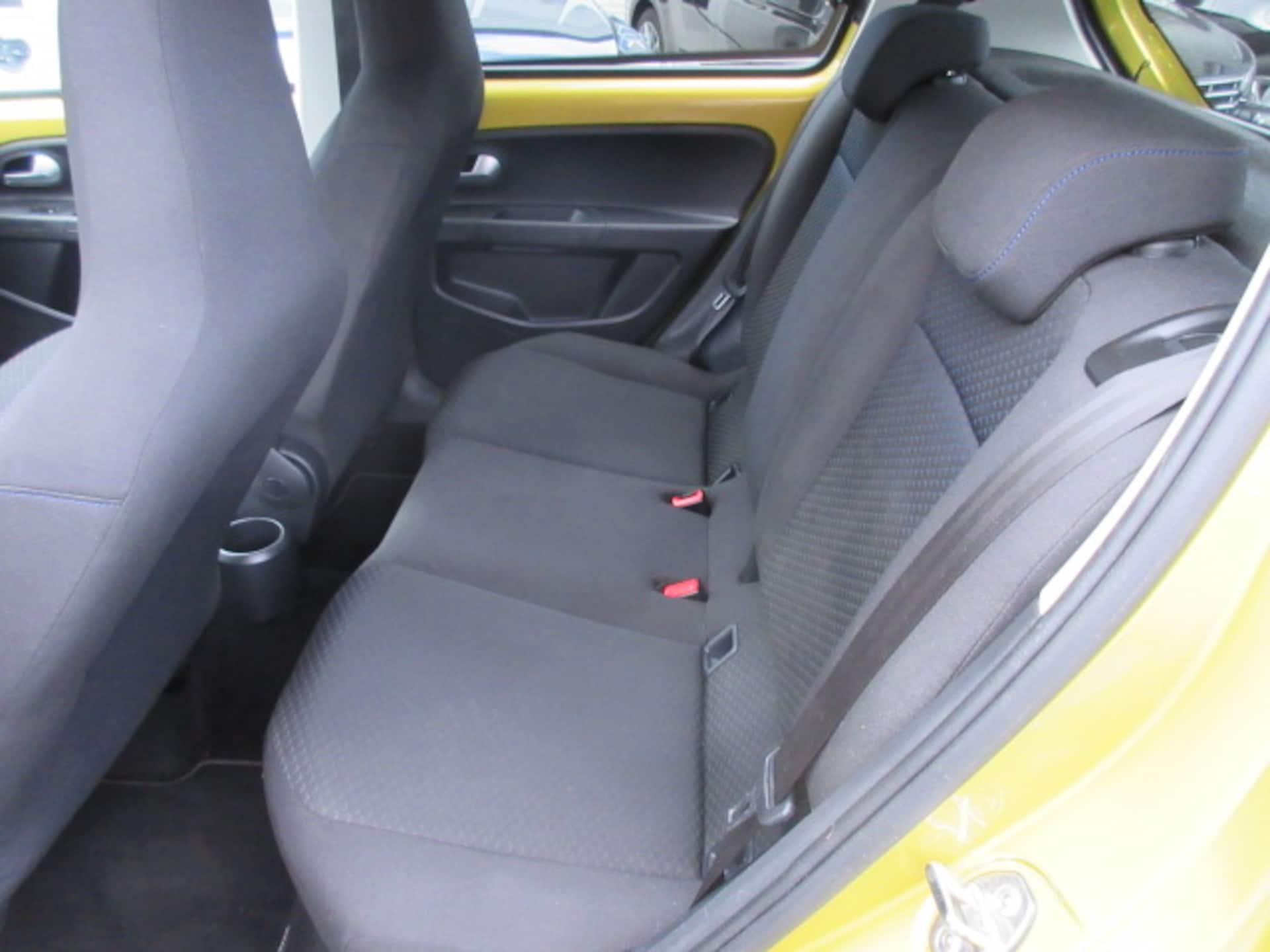 Volkswagen up! UNITED