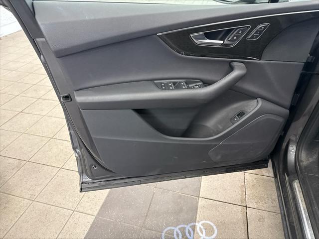 2023 AUDI Q7 - Image 7