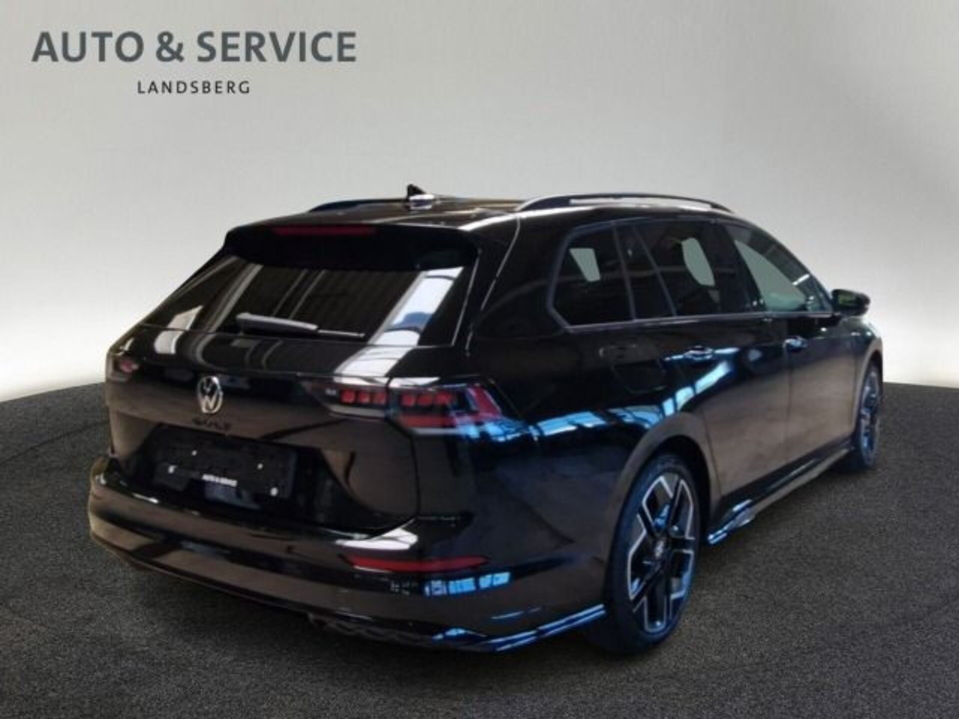 Volkswagen Golf Variant R-Line