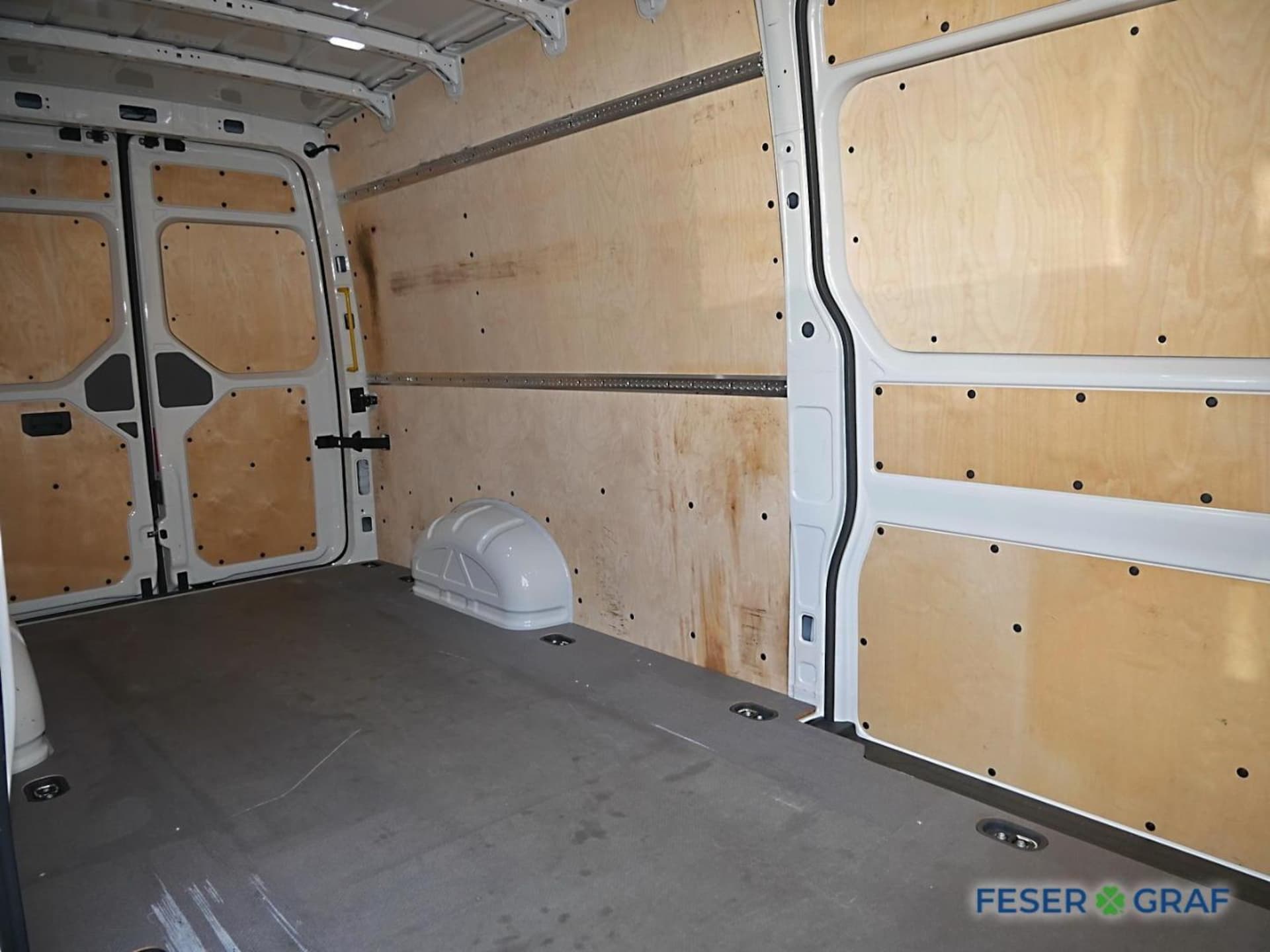 Volkswagen Crafter Kasten langer Radstand