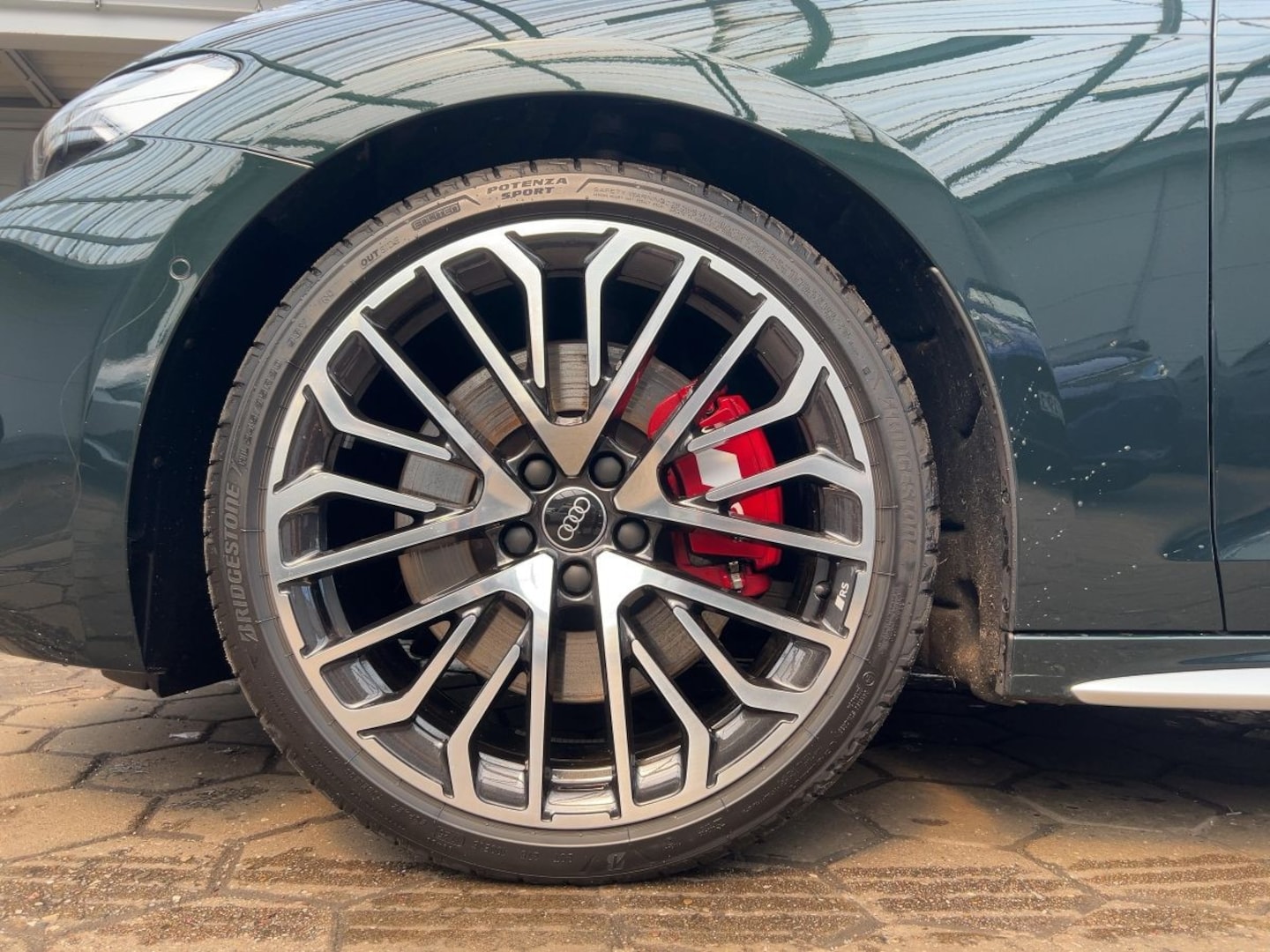 Bild über Audi S5 Avant TFSI 270 kW S tronic - für weitere Informationen kontaktieren Sie den Audi Partner