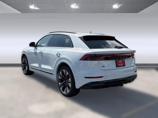 2026 Audi Q8