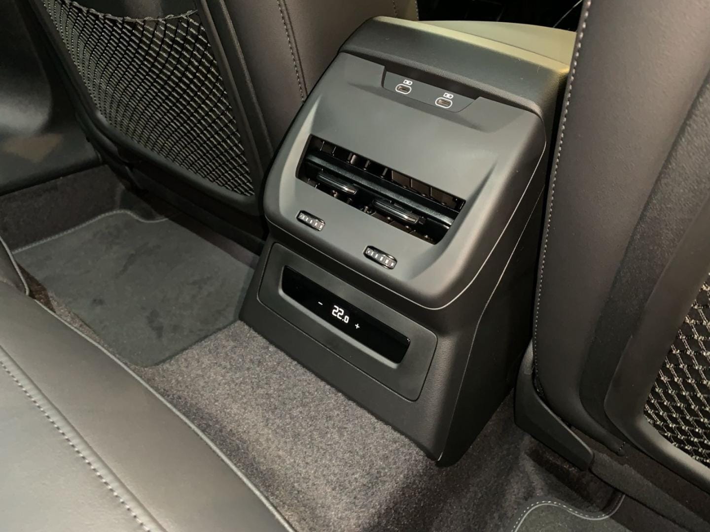 Bild über Audi A5 Limousine e-hybrid e-hybrid quattro 270 kW S tronic - für weitere Informationen kontaktieren Sie den Audi Partner
