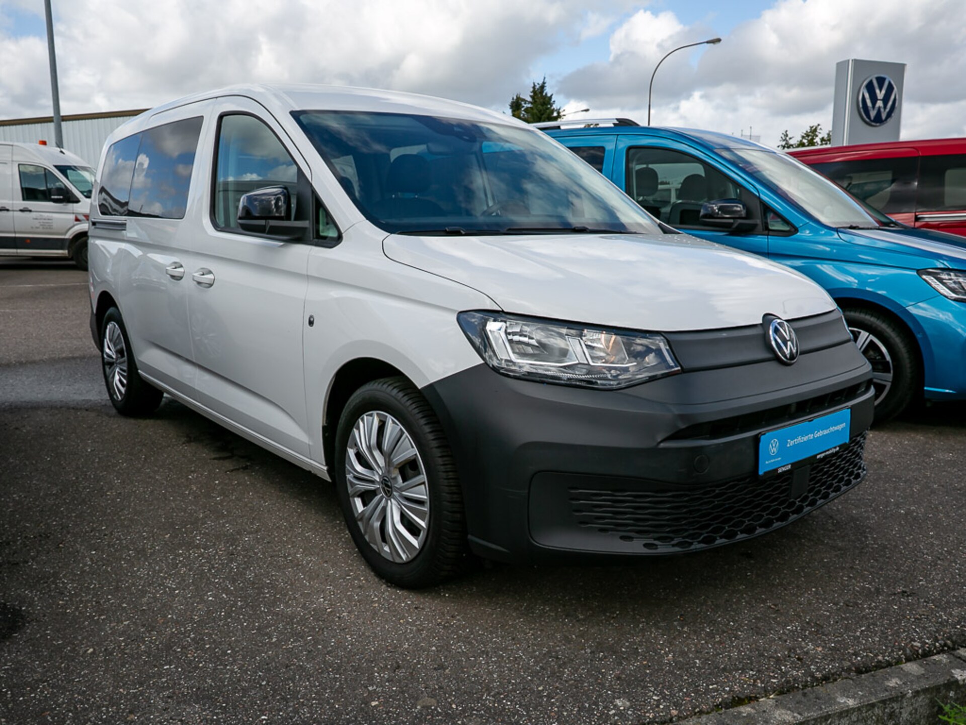 Volkswagen Caddy Maxi Basis-Modell